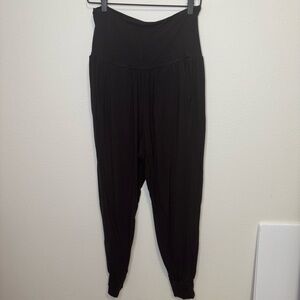 Athleta Studio Jogger - M